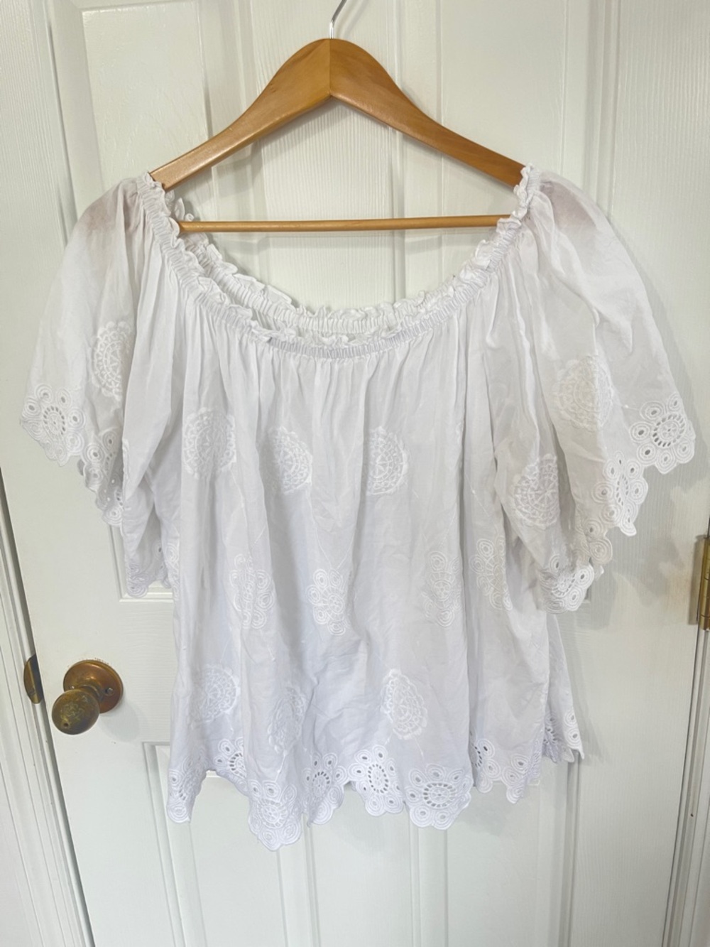 White Cotton Eyelet Off The Shoulder Top Plus Size 1X 16W-18W Boho Peasant